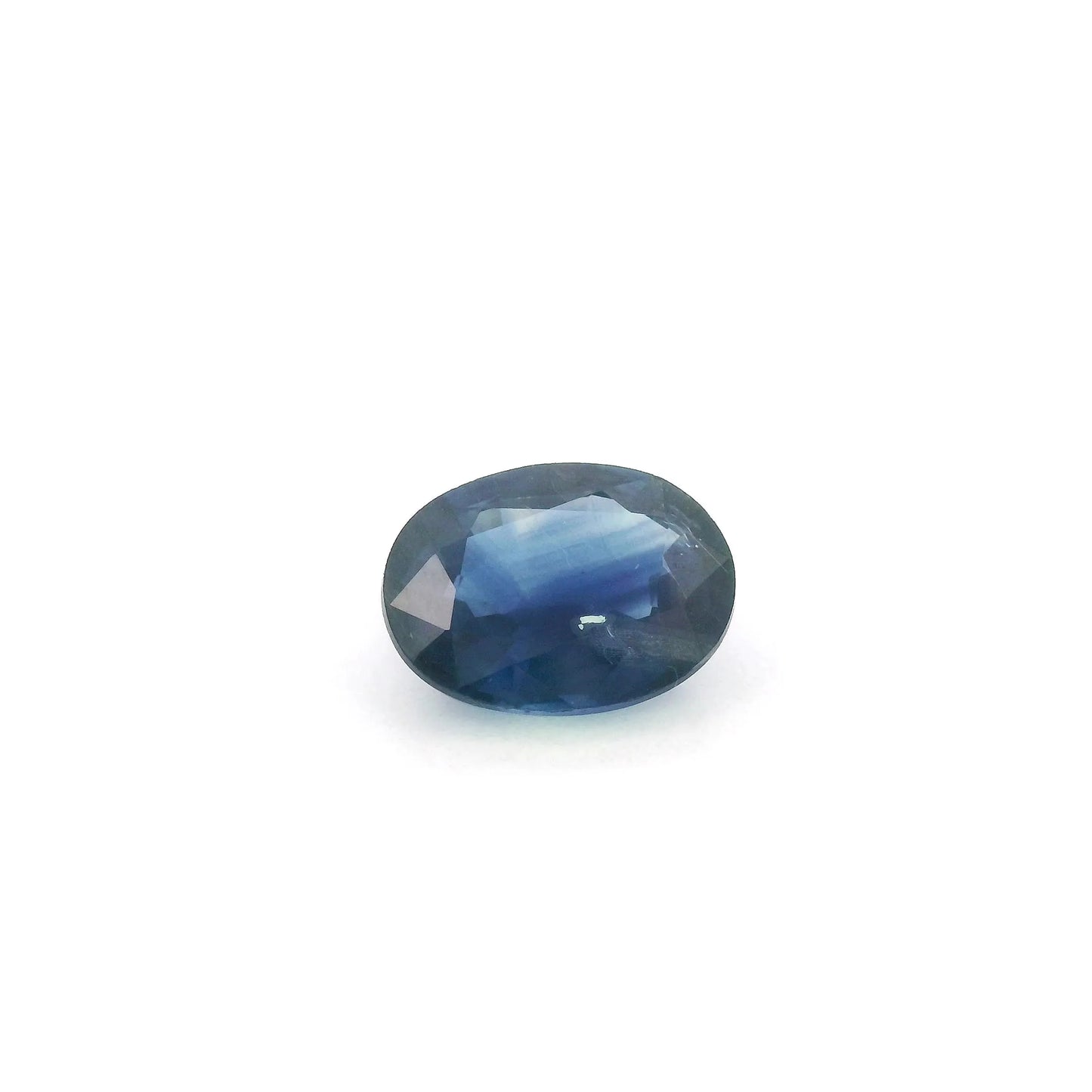1.63ct Oval Natural Sapphire (Colour Blue, Clarity Slightly Included, Cut Faceted)